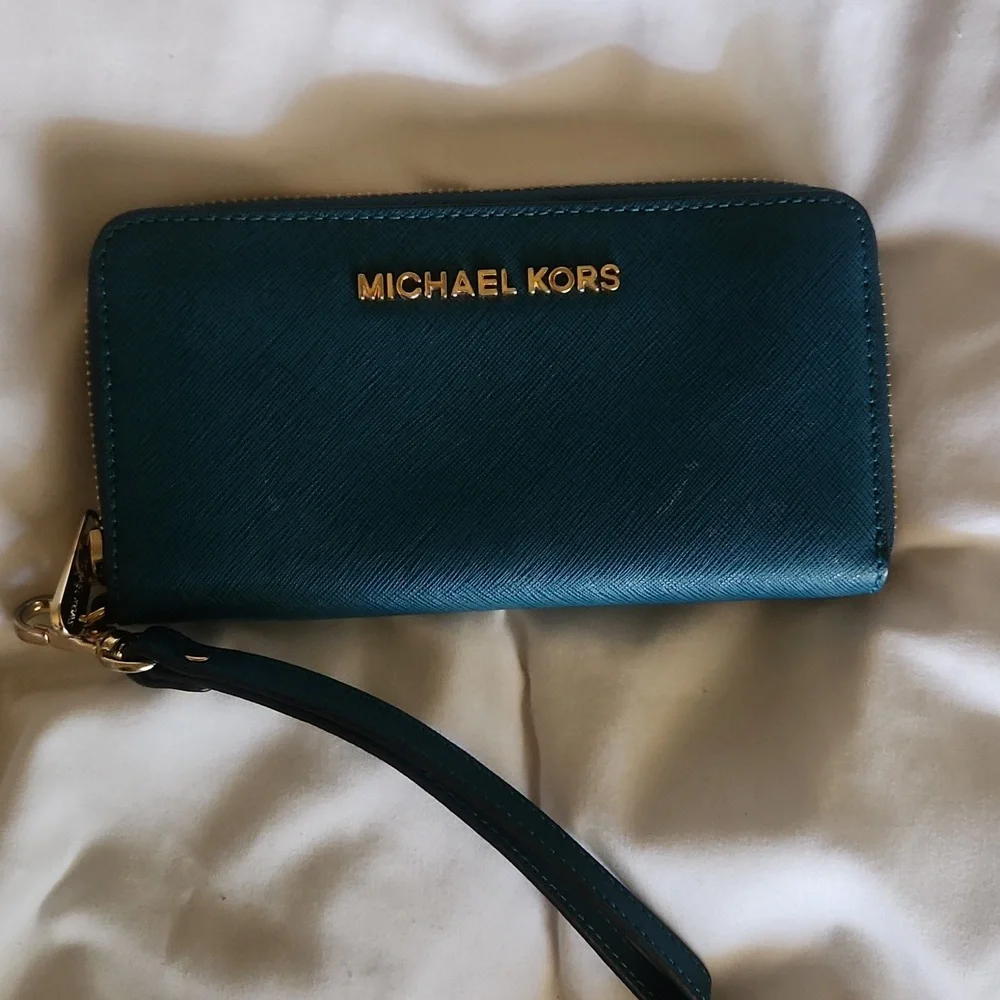 Wallet - Picture 1 of 2
